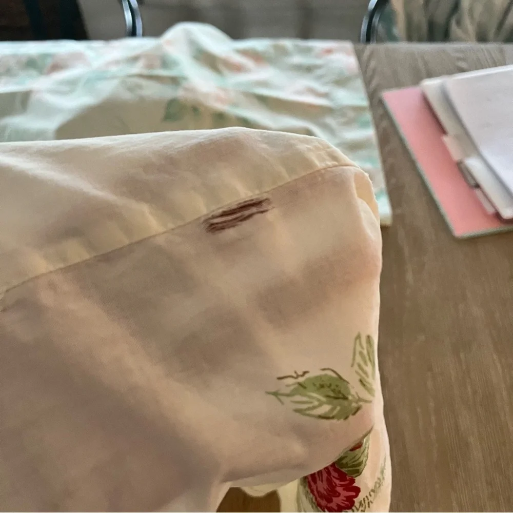 Vintage 60s Pink and Red Floral Cotton Single Standard Pillowcase/Quilt fabric